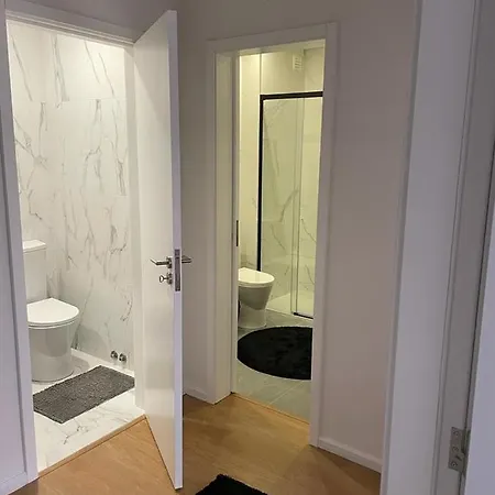 Poveira House 1 *